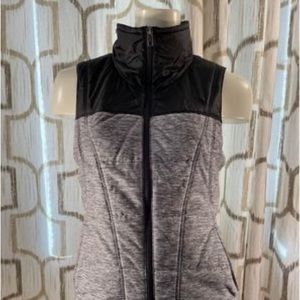 Women’s small The North Face puffer vest